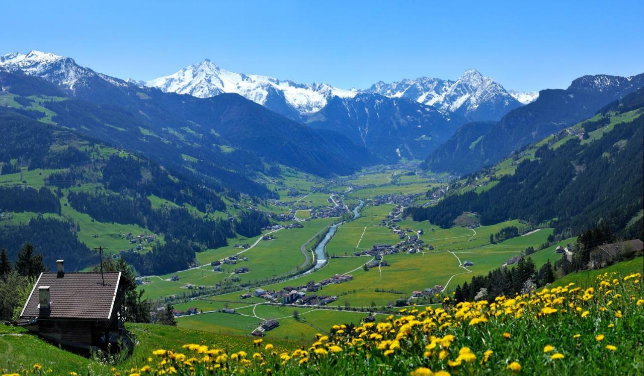 Mountainrock Apartment Mayrhofen Bagian luar foto